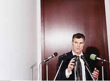 无厘头弹幕FPS《太空熊》公布 明年登陆PC